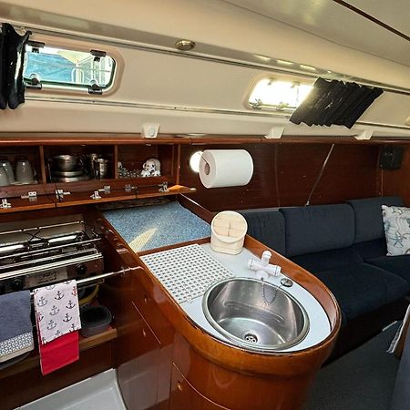 Hotel Barco A Vela Em Peniche - West Sailing Zewnętrze zdjęcie